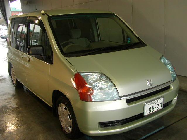 2001 Honda Mobilio Photos