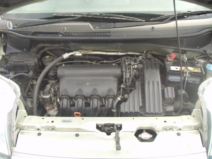 2001 Honda Mobilio Images