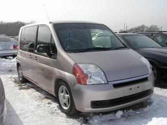 2001 Honda Mobilio Photos