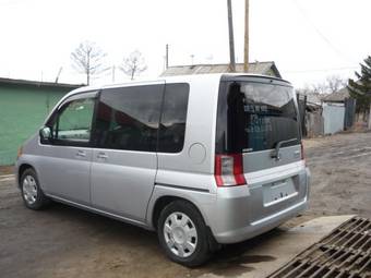 2001 Honda Mobilio Wallpapers
