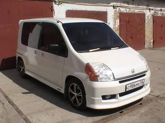 2001 Honda Mobilio Photos