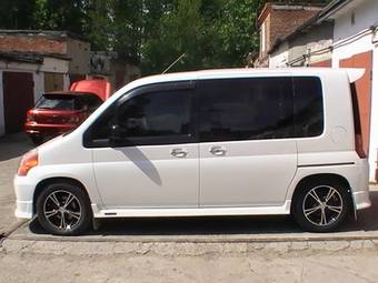 2001 Honda Mobilio Pics