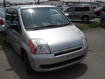 2001 Honda Mobilio Pictures