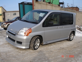 2002 Honda Mobilio