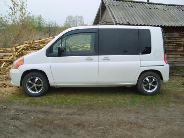 2002 Honda Mobilio