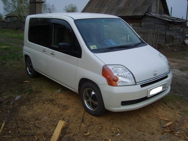 2002 Honda Mobilio