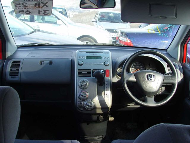 2002 Honda Mobilio