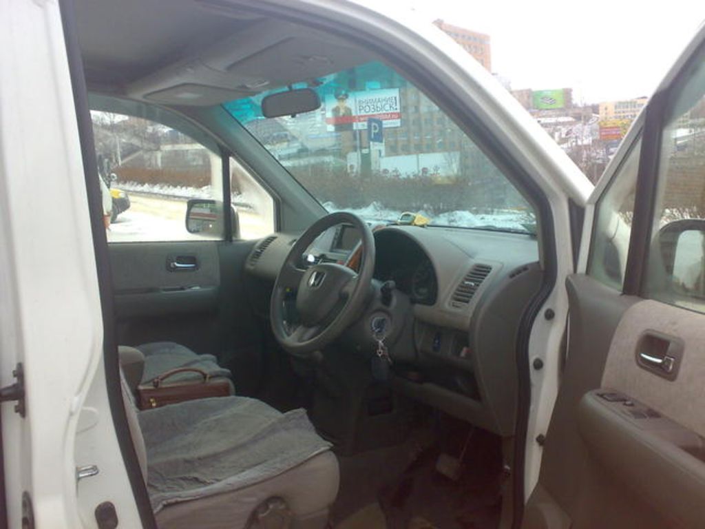 2002 Honda Mobilio
