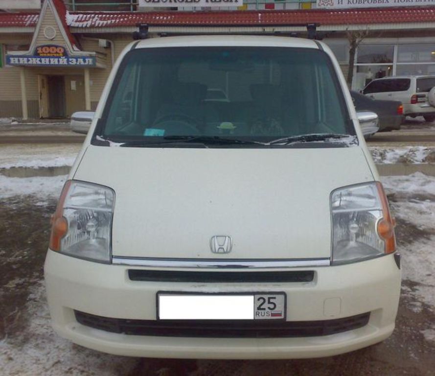 2002 Honda Mobilio