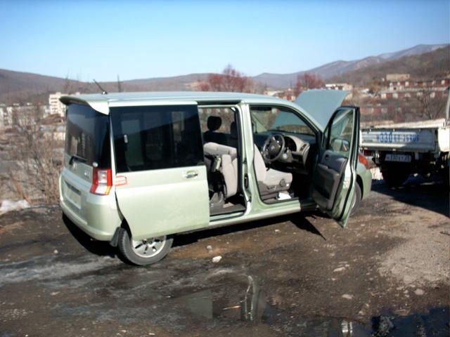 2002 Honda Mobilio