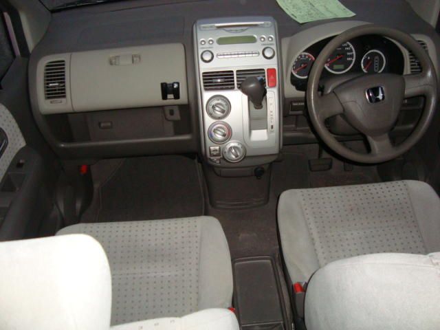 2002 Honda Mobilio