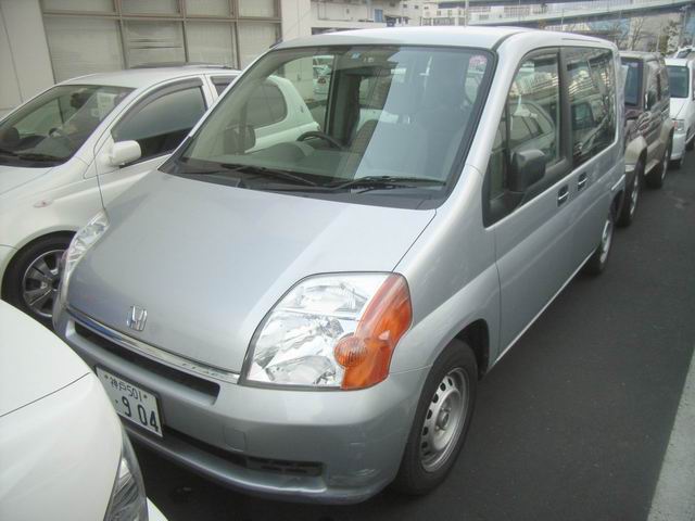 2002 Honda Mobilio Pictures