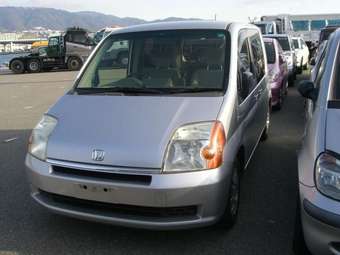 2002 Honda Mobilio Pictures