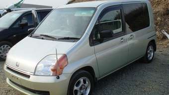 2002 Honda Mobilio Images