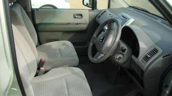 2002 Honda Mobilio Pictures