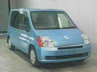 2002 Honda Mobilio Pics