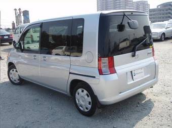 2002 Honda Mobilio Pictures