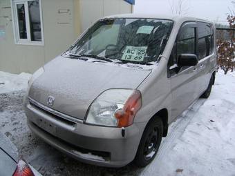 2002 Honda Mobilio Pics