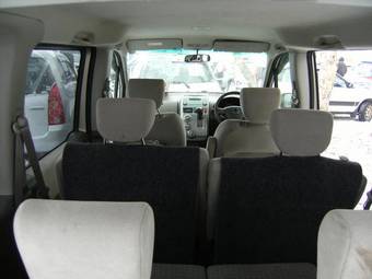 2002 Honda Mobilio Pictures