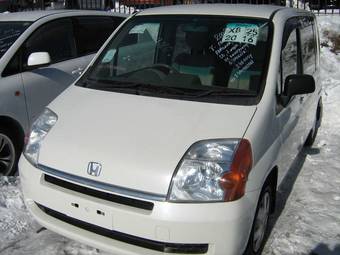 2002 Honda Mobilio Pics