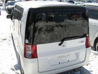 2002 Honda Mobilio Photos