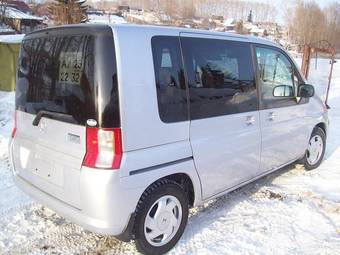 2002 Honda Mobilio Photos