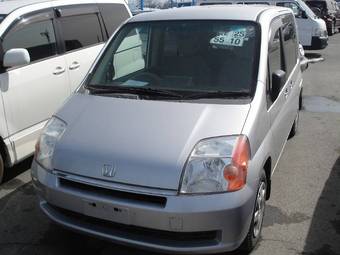 2002 Honda Mobilio Photos