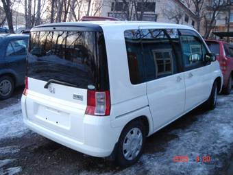 2002 Honda Mobilio Pictures