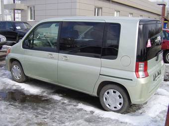 2002 Honda Mobilio Photos