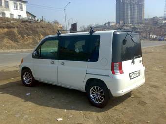 2002 Honda Mobilio Images