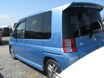 2002 Honda Mobilio Pictures