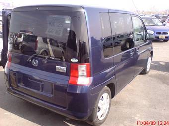 2002 Honda Mobilio Photos