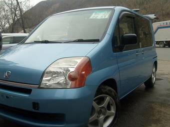 2002 Honda Mobilio Photos