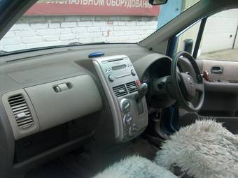 2002 Honda Mobilio Pictures