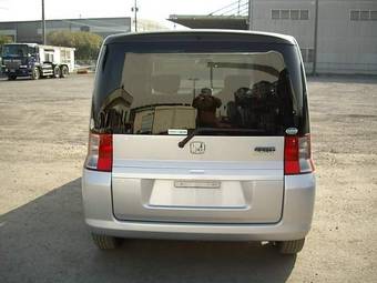 2002 Honda Mobilio Photos