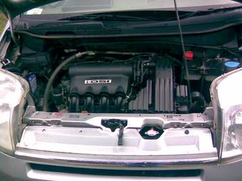 2002 Honda Mobilio Pictures