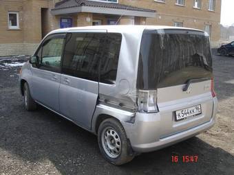 2002 Honda Mobilio Pictures