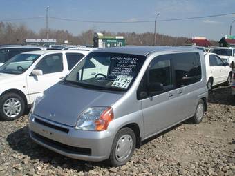 2002 Honda Mobilio Photos