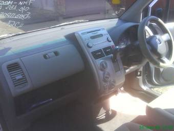 2002 Honda Mobilio Pictures