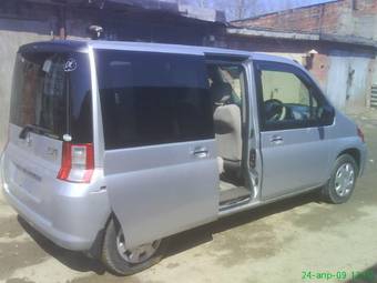 2002 Honda Mobilio Pictures