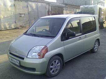 2002 Honda Mobilio Photos
