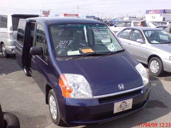 2002 Honda Mobilio Pictures