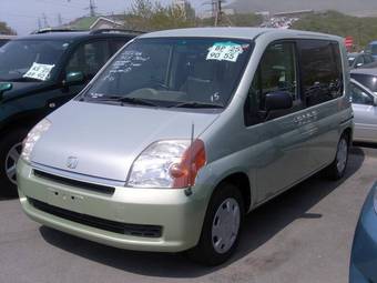 2002 Honda Mobilio Photos