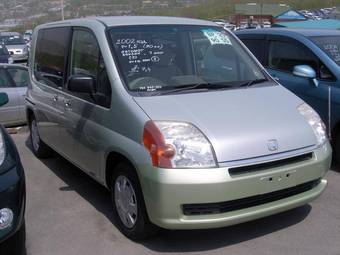 2002 Honda Mobilio Photos