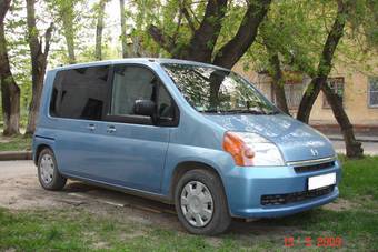 2002 Honda Mobilio Photos
