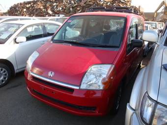 2002 Honda Mobilio Pictures