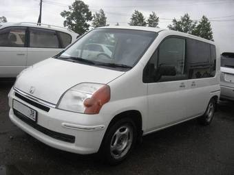 2002 Honda Mobilio Pictures