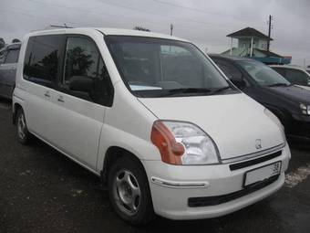 2002 Honda Mobilio Photos