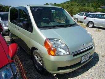 2002 Honda Mobilio Photos