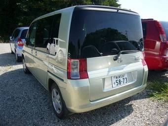 2002 Honda Mobilio Pictures